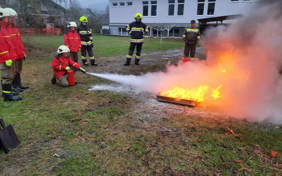 Jugendübung | Brandbekämpfung