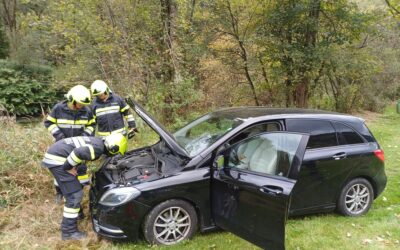 Verkehrsunfall auf der L118 in Wartberg – eine verletzte Person